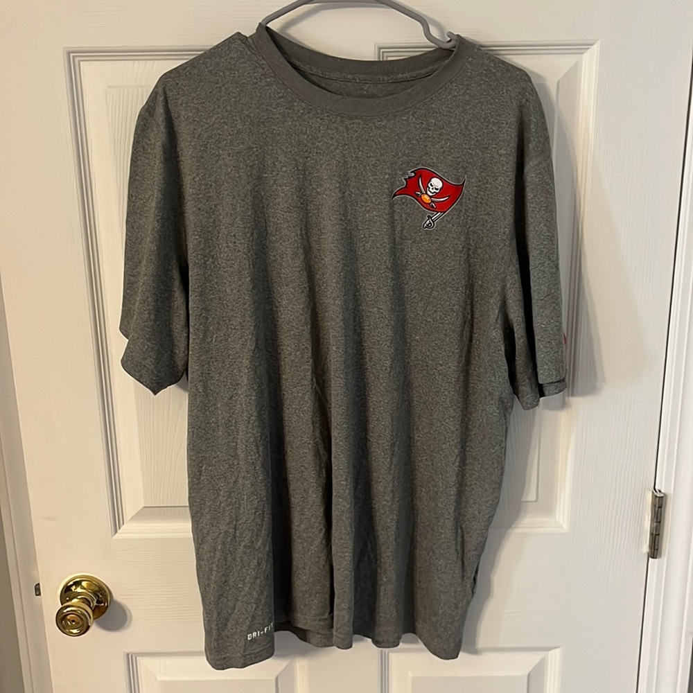 Nike Dri-Fit Tampa Bay Buccaneers T-Shirt